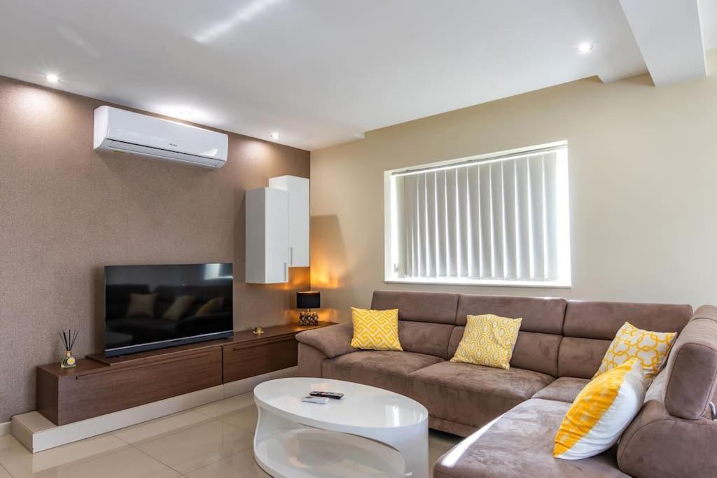 Modern 3 Bedroom Apartment Close To Paceville And Beach Is-Swieqi 外观 照片